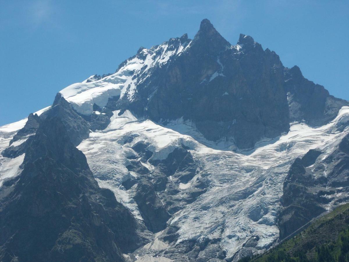 Appartement Les Sept Étoiles à Le Monêtier-les-Bains Extérieur photo