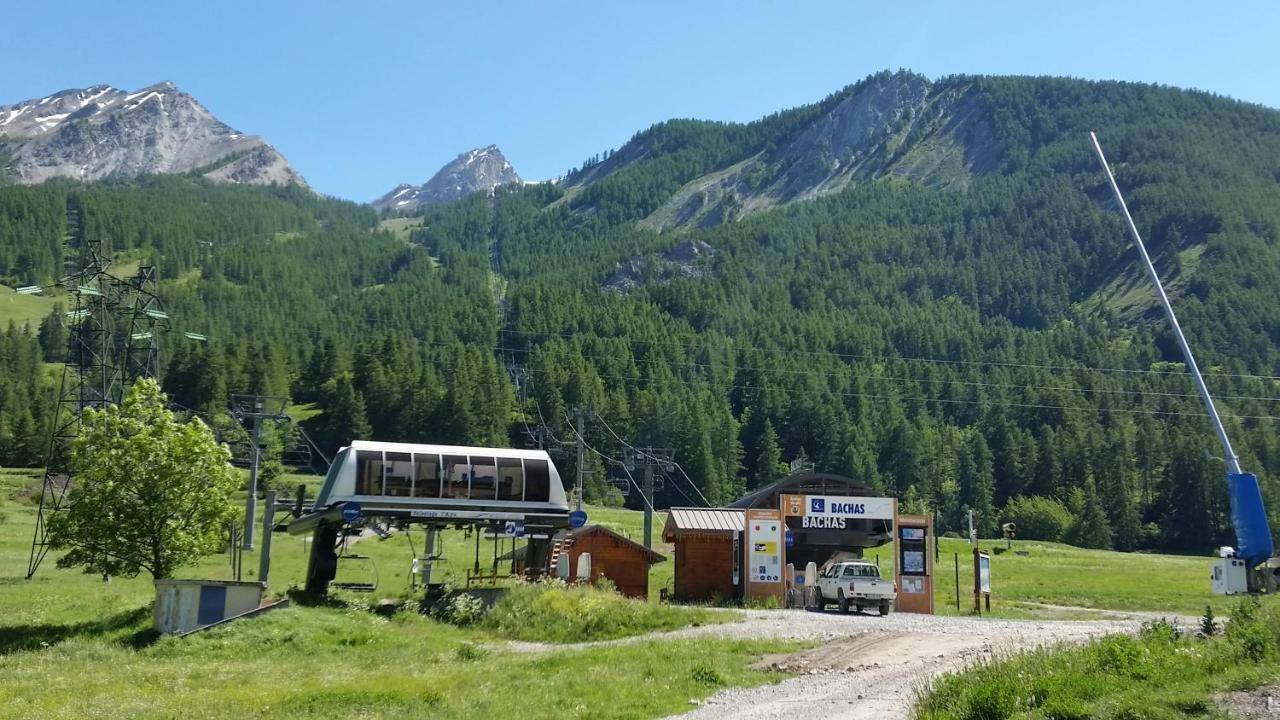 Appartement Les Sept Étoiles à Le Monêtier-les-Bains Extérieur photo